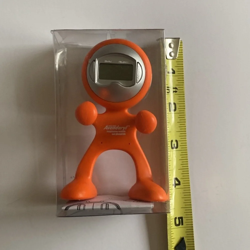 VTG 1990’s Y2K Digital Clock Head Gummy Space Men Set Orange Silver NWT 4 Inch